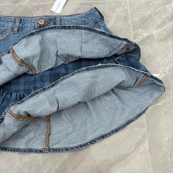Women’s American Eagle Plaid Tiered Ruffle Denim Skirt Size 6 - Picture 9 of 16